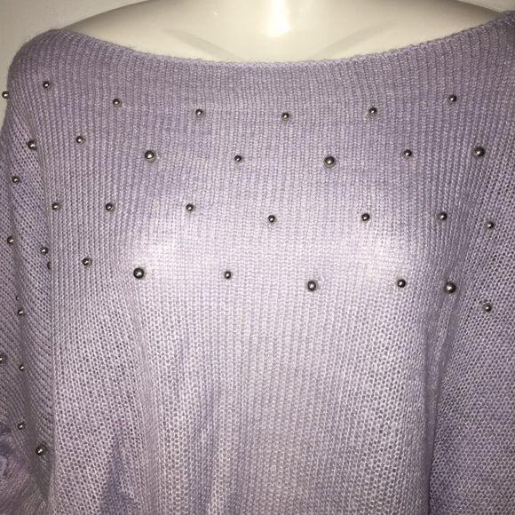 Ruffled Sleeve Beaded Knit Top - Picture 4 of 7